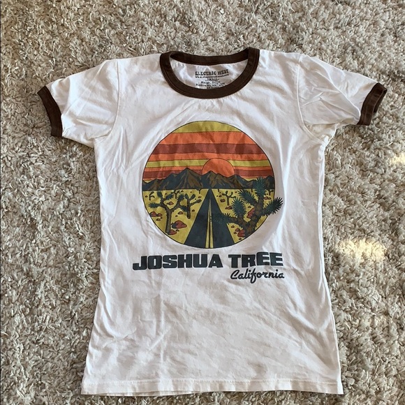 Electric West Joshua Tree T shirt - Picture 2 of 2